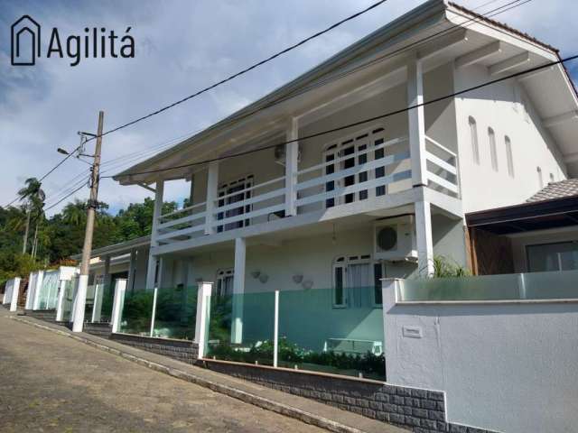 Casa Alto Padrão em Centro, Rodeio/SC