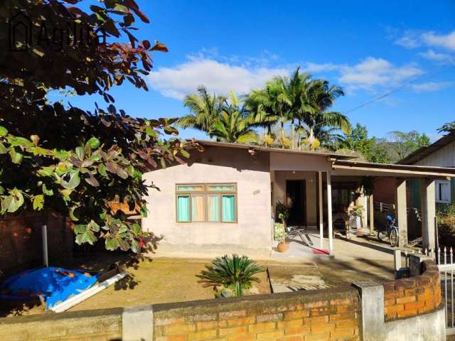 Casa mista à venda  no bairro São Pedrinho em Rodeio/SC