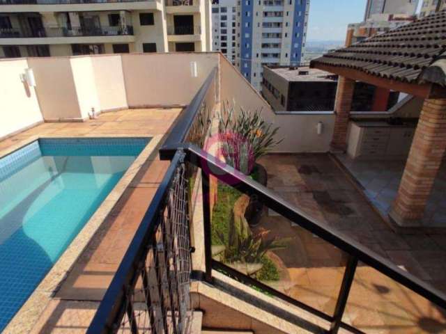 Cobertura de 262m2, totalmente plana com 4 dormitórios (sendo 2 suítes), suíte master com closet, sala de TV,  piscina, hidromassagem, aquarius