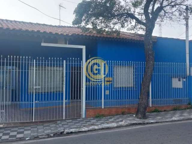 Imperdível oportunidade! Casa à venda no Centro de Jacareí-SP: 2 quartos, 1 suíte, 1 sala, 3 banheiros, 1 vaga de garagem, 112m².