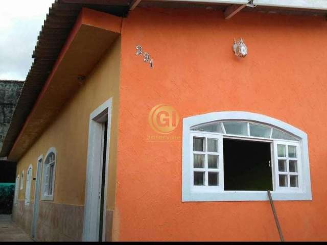 Casa com 2 quartos à venda no Tinga, Caraguatatuba  por R$ 260.000