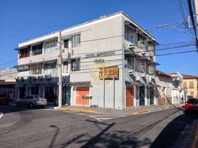 Sala Comercial para Locação e Venda no Centro de Jacareí - SP