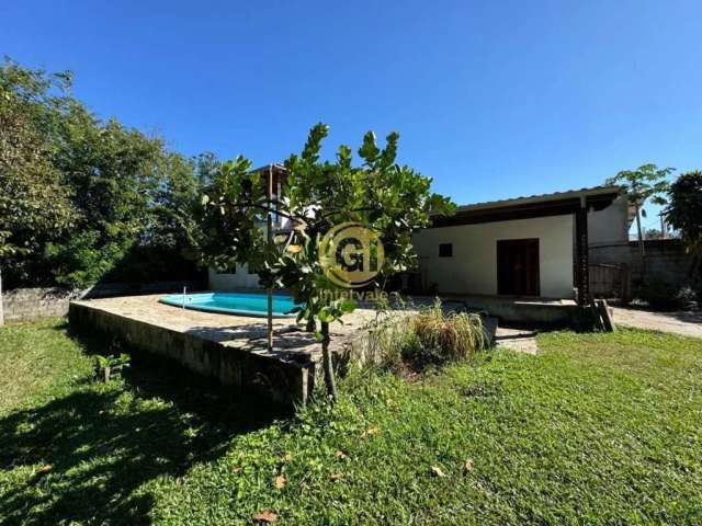 Casa a Venda em Caraguatatuba com piscina