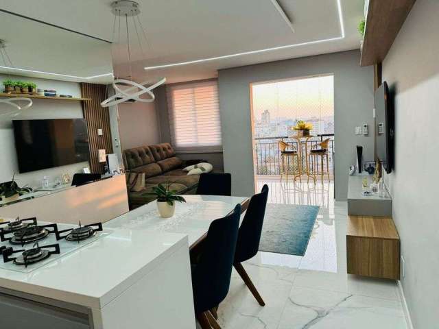 Apartamento à Venda em Chora Menino, São Paulo - SP