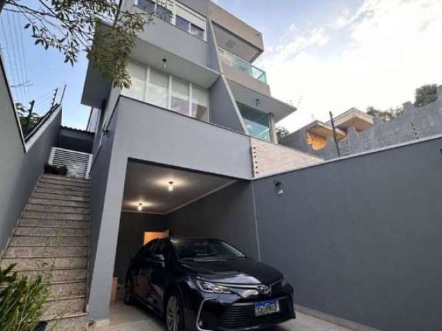 Casa à Venda em Vila Pedra Branca, São Paulo - SP