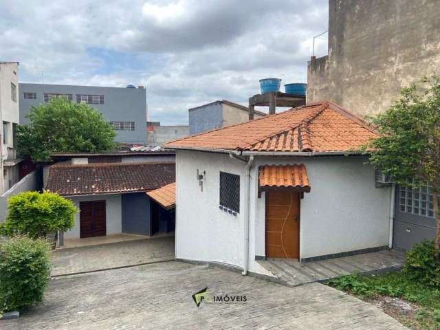 Aconchegante Casa com 1 Dorm, Salas de Jantar e Estar, Churrasq. e Suíte Externa