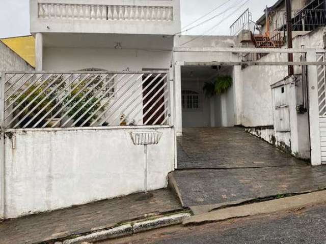 Sobrado à Venda com localização muito boa no bairro do Limão