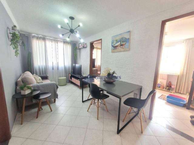 Apartamento com 3 dormitórios à venda, 52 m² por R$ 225.000,00 - Guaianazes - São Paulo/SP