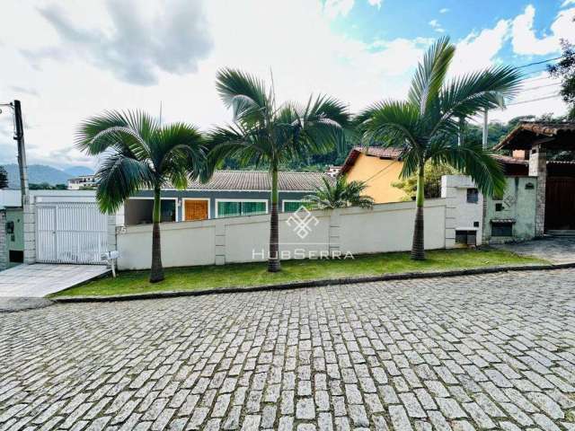 Casa de Alto Padrão fora de condomínio em bairro nobre à venda, 247 m² por R$ 1.200.000 - Quinta da Barra - Teresópolis/RJ