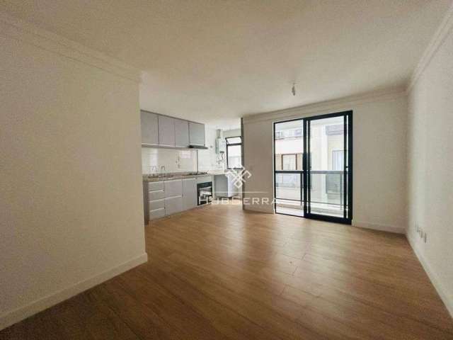 Apartamento com 2 dormitórios sendo 1 suíte à venda, 53 m² por R$ 490.000 - Agriões - Teresópolis/RJ