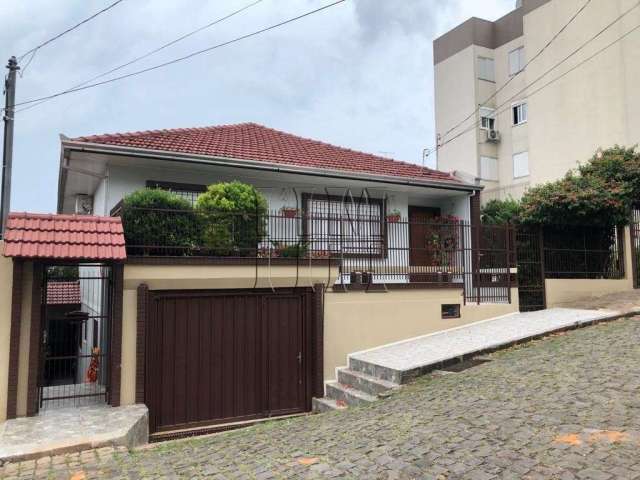 Casa com 3 quartos à venda na Rua Carlos Weber, 239, Rio Branco, Caxias do Sul por R$ 1.200.000