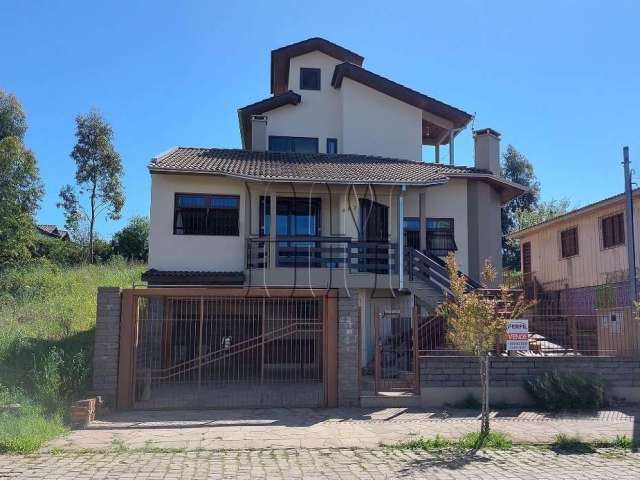 Casa com 3 quartos à venda na Dr. Luiz Mezzalira Filho, 459, Nossa Senhora da Saúde, Caxias do Sul por R$ 1.610.000