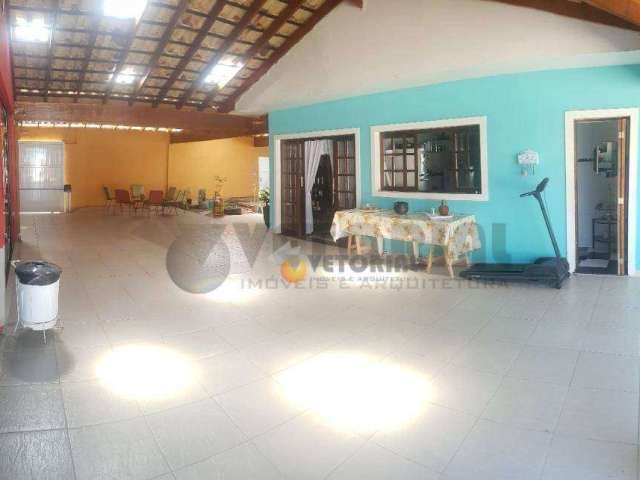 Casa com 5 dormitórios à venda, 300 m² por R$ 1.400.000,00 - Indaiá - Caraguatatuba/SP