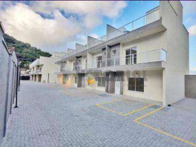 Sobrado com 2 dormitórios à venda, 115 m² por R$ 550.000,00 - Centro - Caraguatatuba/SP