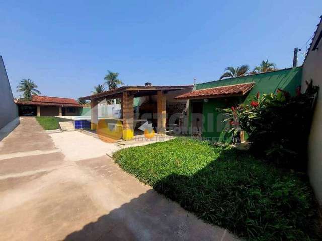 Casa com 2 dormitórios à venda, 80 m² por R$ 650.000,00 - Praia das Palmeiras - Caraguatatuba/SP