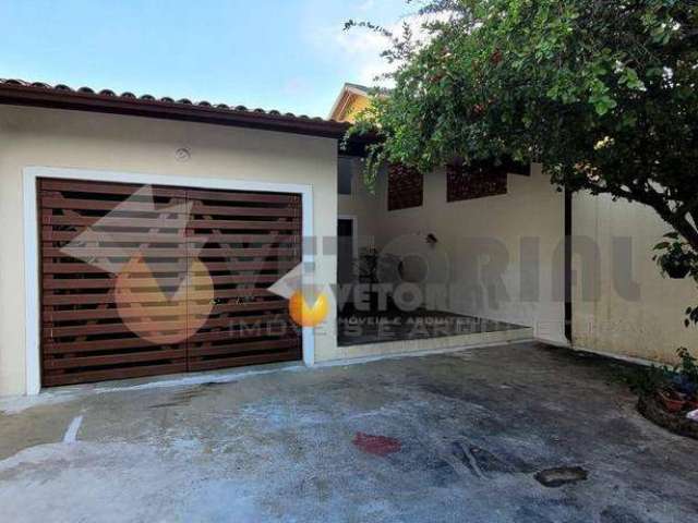 Casa com 3 dormitórios à venda, 200 m² por R$ 890.000,00 - Pto Grande - São Sebastião/SP