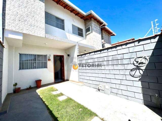 Sobrado com 2 dormitórios à venda, 66 m² por R$ 400.000,00 - Pontal de Santa Marina - Caraguatatuba/SP