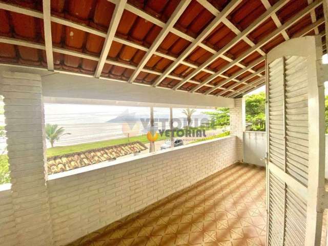 Sobrado com 3 dormitórios à venda, 290 m² por R$ 600.000,00 - Porto Novo - Caraguatatuba/SP