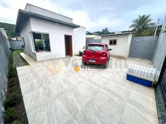 Casa com 2 dormitórios à venda, 64 m² por R$ 520.000,00 - Massaguaçu - Caraguatatuba/SP