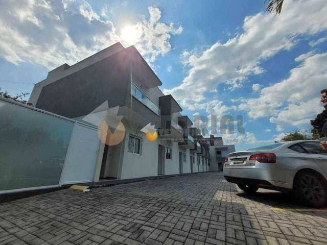 Casa com 2 dormitórios à venda, 87 m² por R$ 550.000,00 - Praia das Palmeiras - Caraguatatuba/SP