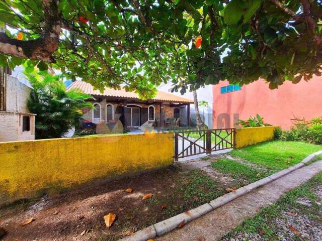 Casa com 3 dormitórios à venda, 157 m² por R$ 600.000,00 - Verde Mar - Caraguatatuba/SP