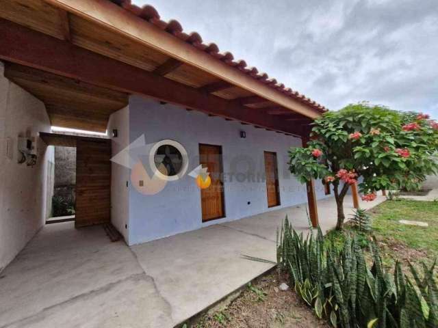 Casa com 4 dormitórios à venda, 177 m² por R$ 680.000,00 - Barequeçaba - São Sebastião/SP