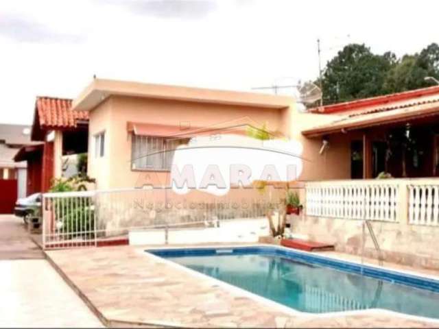 Casa com 4 quartos à venda na Rua Ramon Ruiz Lopes, Vila Áurea, Poá, 365 m2 por R$ 2.500.000