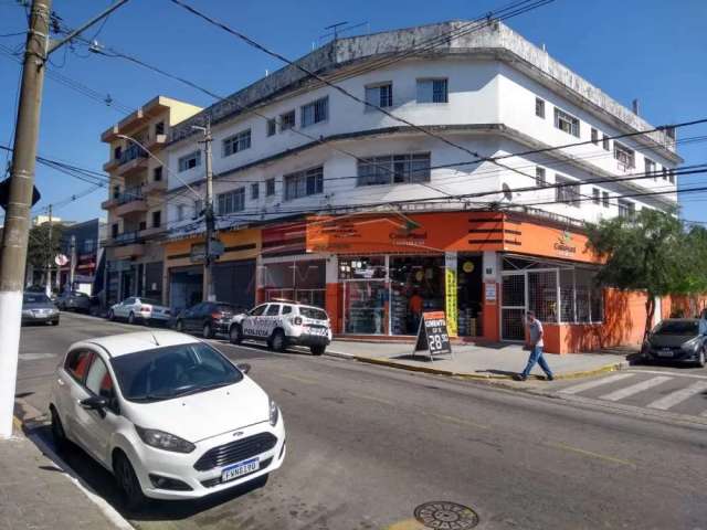 Apartamento com 2 quartos para alugar na Rua Antenor Pinto Mendonça, Jardim Realce, Suzano, 70 m2 por R$ 1.200