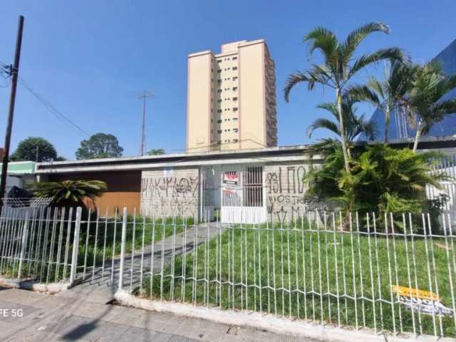 Casa com 3 quartos para alugar na Rua Monsenhor Nuno, Centro, Suzano, 352 m2 por R$ 15.000