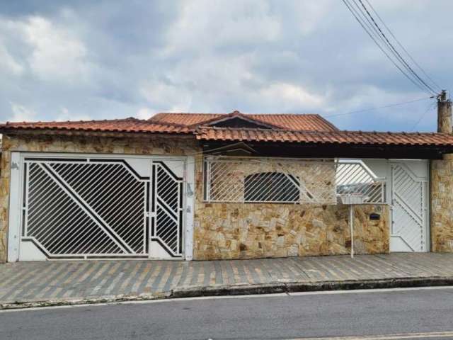 Casa com 4 quartos à venda na Rua Pastor Manuel Eustáquio Damacena, Santa Luzia, Ribeirão Pires, 220 m2 por R$ 600.000