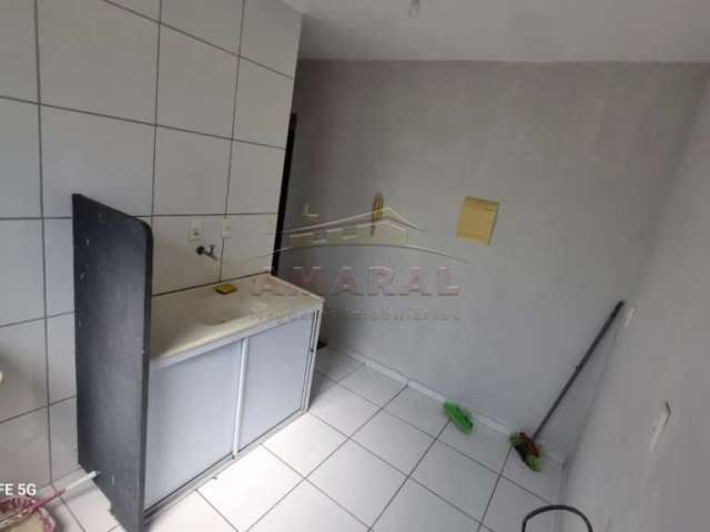 Apartamento com 2 quartos à venda na Rua Iracy Umbelina de Jesus, Caxangá, Suzano, 55 m2 por R$ 200.000