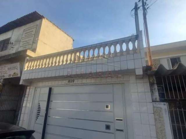 Casa com 3 quartos para alugar na Avenida Antônio Marques Figueira, Vila Figueira, Suzano, 190 m2 por R$ 3.000