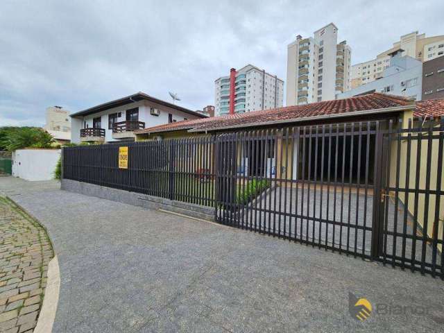 Casa com 2 dormitórios à venda, 251 m² por R$ 1.190.000,00 - Vila Nova - Blumenau/SC