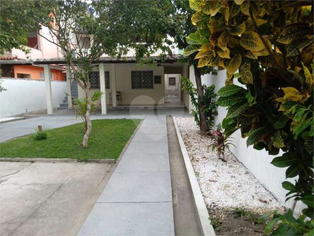 Você está procurando um imóvel em Campo Grande, bairro São Jorge com 3 quartos e quintal ?