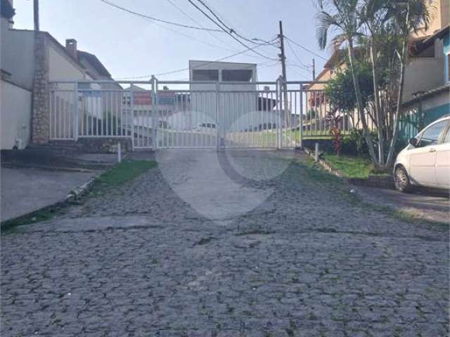 Terreno à venda em Campo Grande - RJ