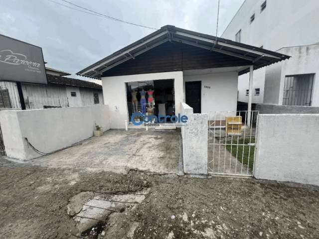 Casa com 4 quartos à venda na Felisbino Camilo da Silva, 1606, Serraria, São José por R$ 430.000