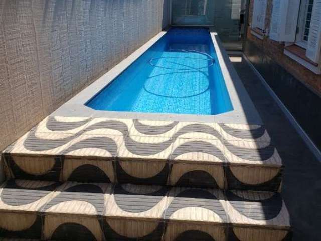 Casa assobradada a venda na mooca, piscina, suíte, 04 vagas !!