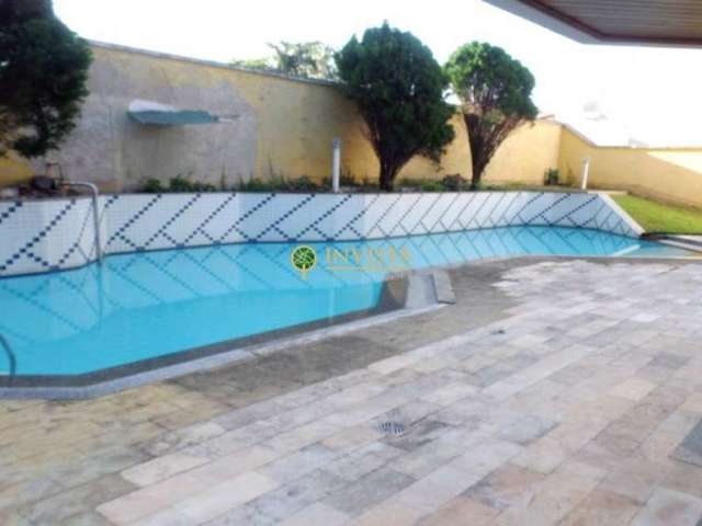 Alto padrão com 4 suítes e piscina para locação no bairro Jardim Atlântico.