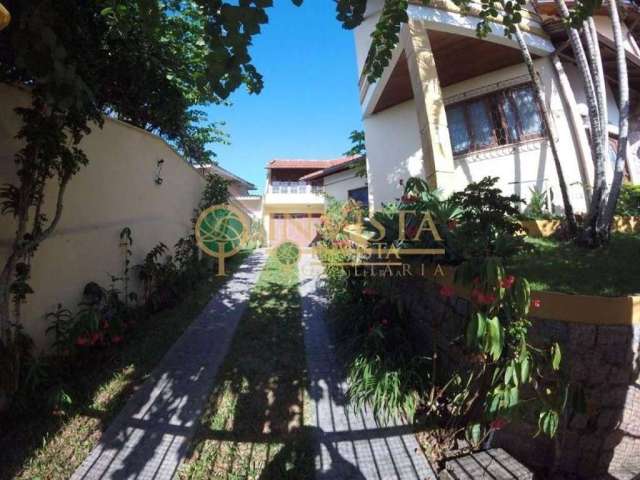 Casa Residencial à venda, Coqueiros, Florianópolis - CA1072.