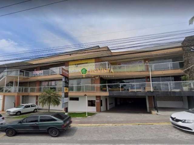 Sala Comercial com 250m² para locação no Saco Grande.