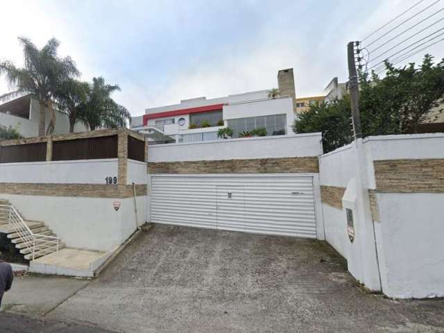 Casa com 8 suítes em Florianópolis