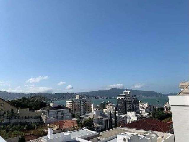 Andar alto, 3 suítes, terraço privativo e 2 vagas em Coqueiros - Á venda em Florianópolis