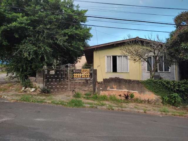 Terreno com 300m² no Saco dos Limões à venda.