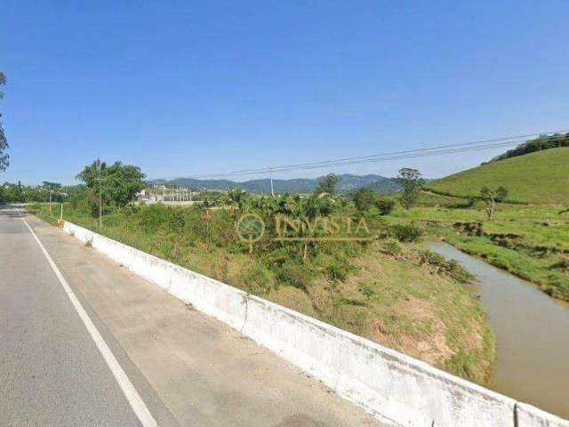 Terreno à venda em Santo Amaro da Imperatriz.