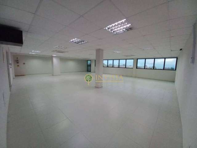 Sala comercial com 146m² e 3 vagas para locação na Acate em Canasvieiras.