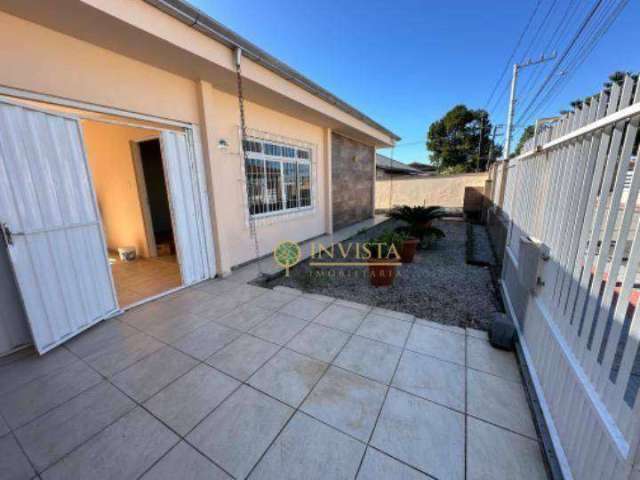 Casa com terraço, churrasqueira, 2 quartos e 4 vagas à venda no bairro Ipiranga.