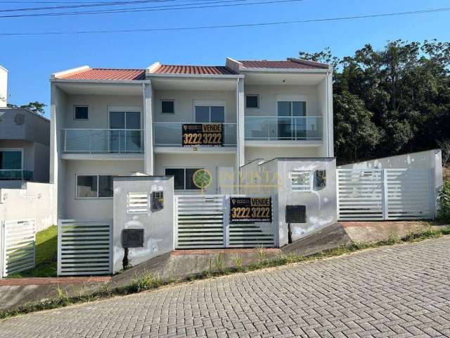 Locação no bairro Sertão do Maruim! Sobrados com 2 suítes, sacada e 1 vaga de garagem.