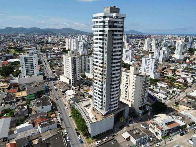 Apartamento mobiliado com 2 dormitórios, 1 suíte, churrasqueira a carvão e área de lazer completa.