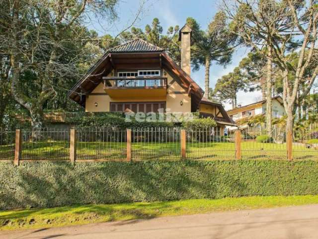 CASA COM 3 QUARTOS EM GRAMADO, Planalto, Gramado - RS