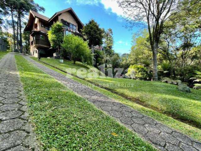 CASA COM 04 DORMITÓRIOS EM CANELA  , Bosque Sinossera, Canela - RS